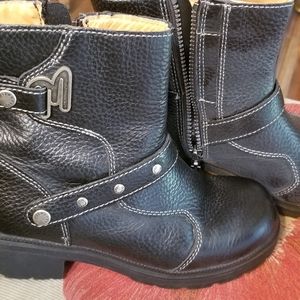 Ladies Milwaukee brand motorcycle boots